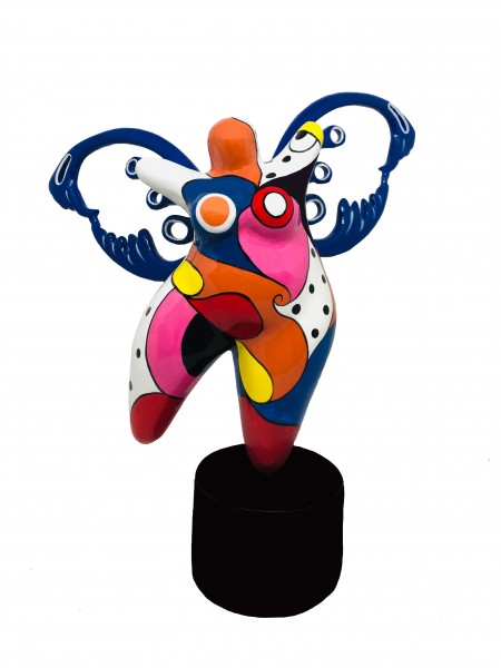 Molly standing with Wings large 26x27cm Color A